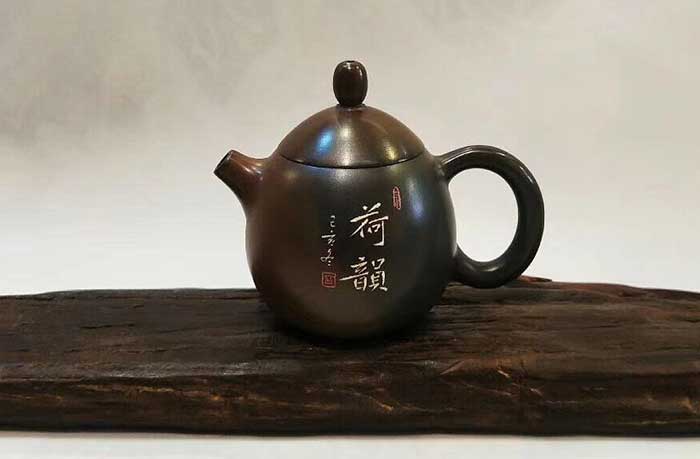 坭興陶價(jià)格為什么便宜？坭興陶市價(jià)遠(yuǎn)比宜興紫砂陶價(jià)低